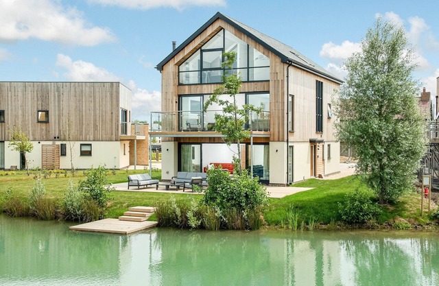Drake's Nest (OI16), Silverlake, Dorset