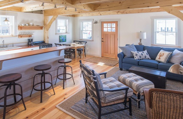 Dreamy, walk to everywhere village post and beam get away