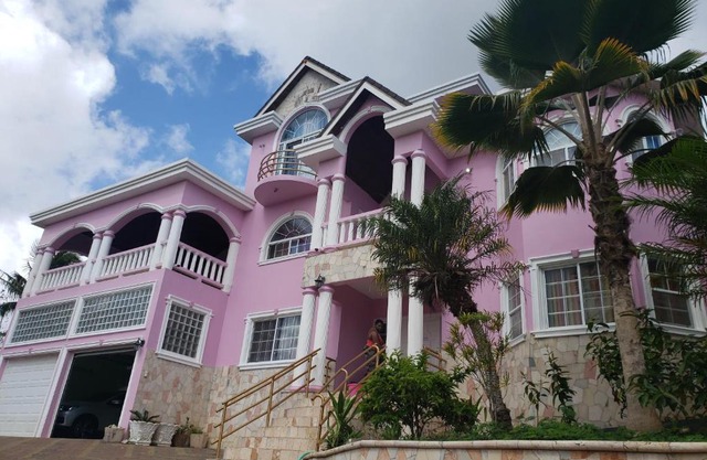 DSH Vacation Room Rentals