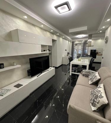 Due Leoni Luxury House