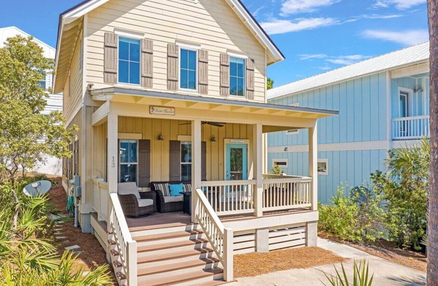 Dune Allen Coastal Charm – 3BR Home Walk to Beach & Pool Sleeps 6