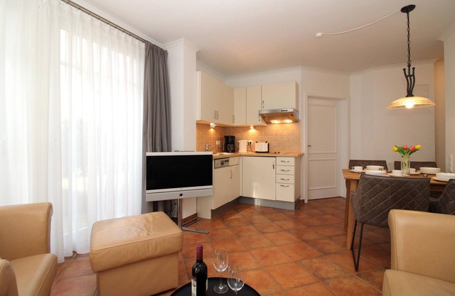 Dünenschloss H2 WE4: modern 3-room apartment close to the beach with large terrace