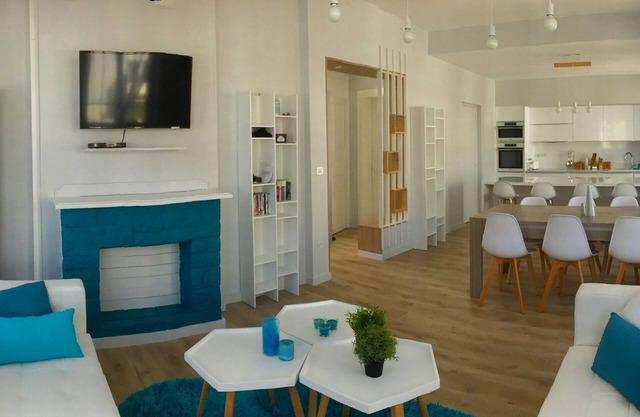 duplex 4 bedrooms fully renovated with wifi in the heart of the resort