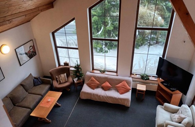 Duplex Mountain Base by Interhome