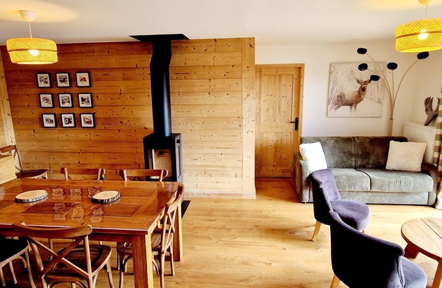 Duplex Neuf pour 12 Pers, Près des Pistes, Balcon Soleil, Wi-Fi, Parking, Linge Inclus
