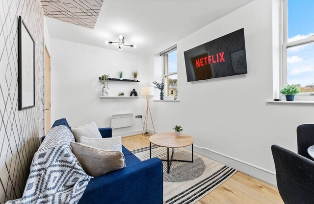 Duplex Penthouse in Yorkshire - Parking
