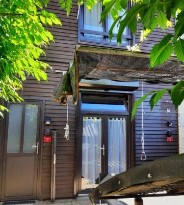 Duplex14h 1er étage jardinet 1 parking ou studio14B rdc terrasse sans parking