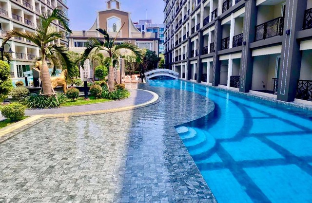Dusit grand park
