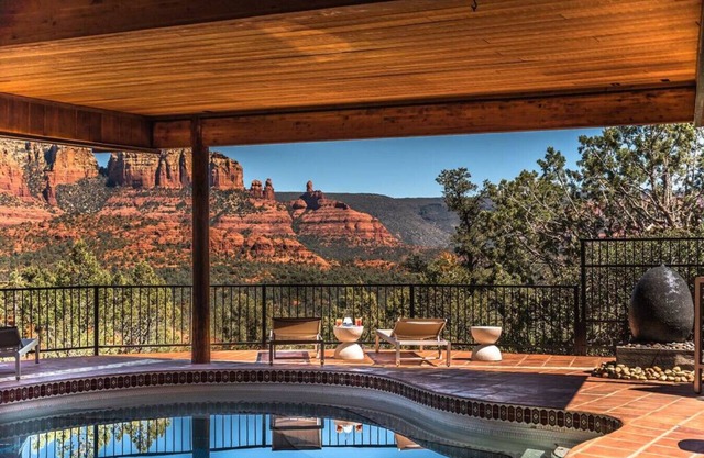 Eagle Dancer, Guest Suite. A Luxury Retreat w/Spa
