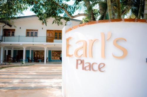 Earl's place Tourist Resort