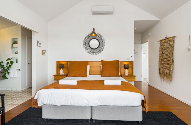 EAST COAST ESCAPES | Lighthouse Studio