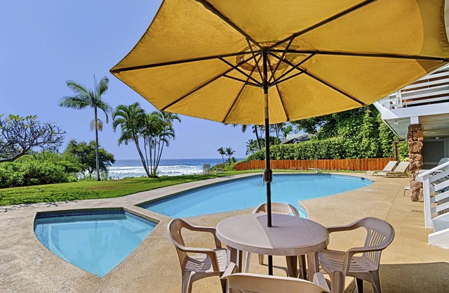 EAST SUITE 195.00 SPECIAL TIL NOV + 10% 7NT STAY on this beautiful property