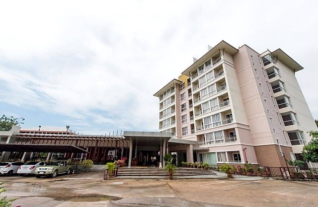 Eastiny Resort & Spa