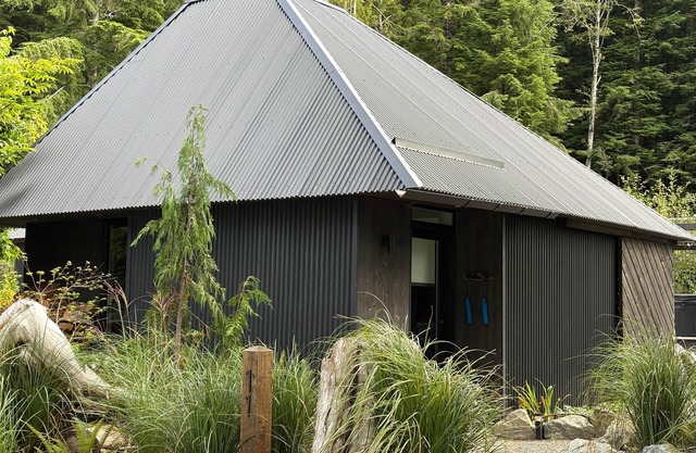 Ebb&Flow Cottages (Unit 11 - Flow)