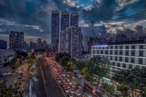 Echarm International Hotel Pazhou Convention and Exhibition Center Nanzhou Metro Station Branch - Free Shuttle Bus to Canton Fair Complex During Canton Fair Period