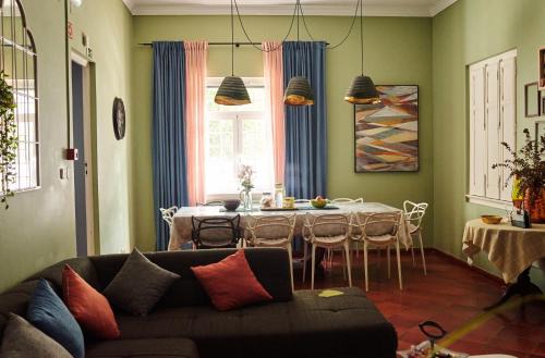 Eco Ljmonade Hostel 