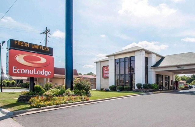 Econo Lodge Springfield I-44