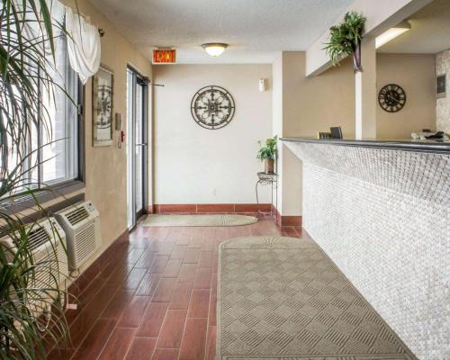 Econo Lodge Ames 