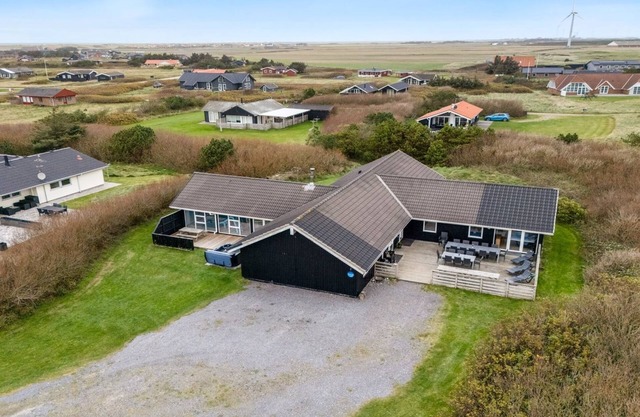 "Eftim" - 500m from the sea by Interhome