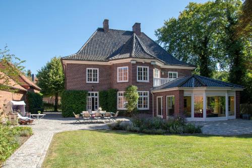 Ehemaliges Gutshaus Oevelgönne