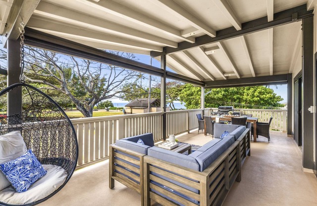 Ehukai Beach Hale: Ocean View Home With A/C, Steps From Pipeline