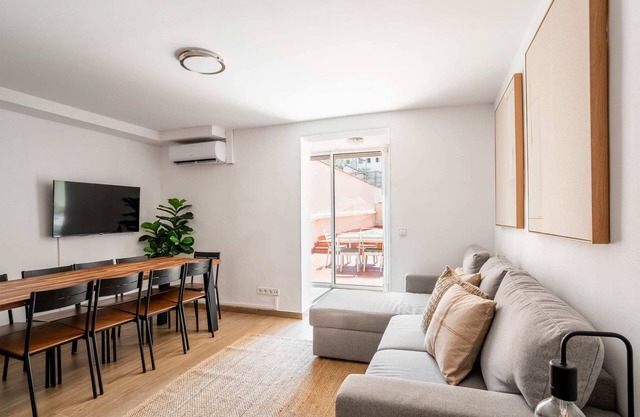 Eixample 4BD 2BTh with private Terrace