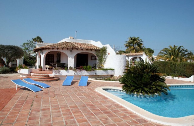 El Barracó - private pool & Mediterranean views