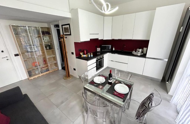 [Elegance and tranquility at 10min from the centre!]