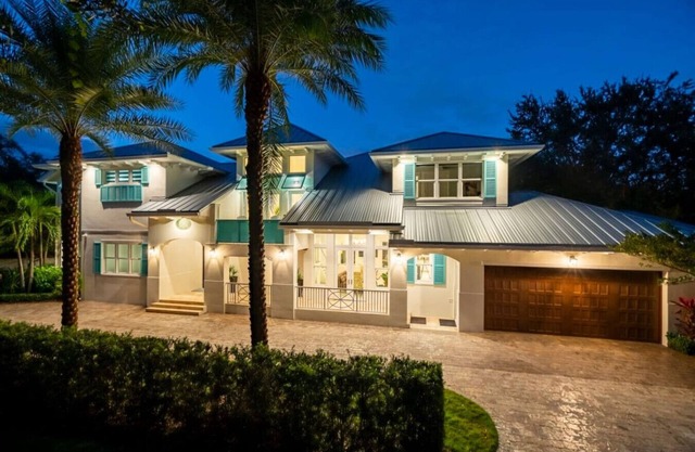 Elegant 2018 Mansion with Private Pool