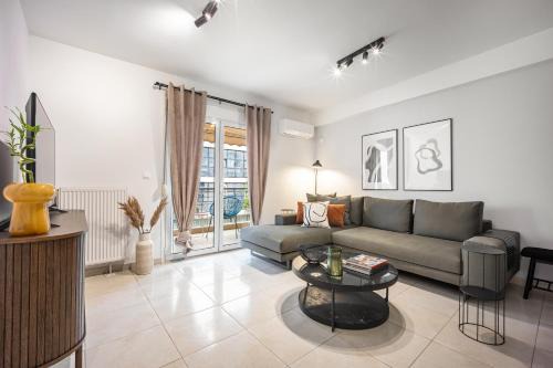 Elegant 2BD Apartment near Acropolis by ILSOFOIR Collection