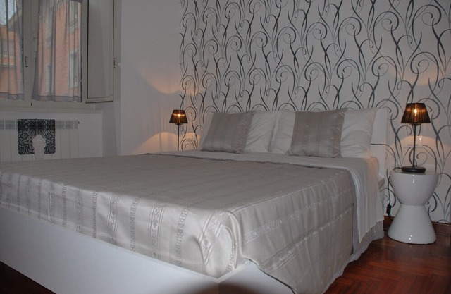 Elegant apartment in Trastevere in central Rome