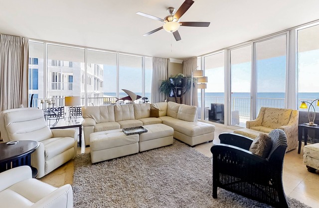 Elegant, Gulf-Front Condo w/Large Balcony, Beach Access & Shared Pool/Gym