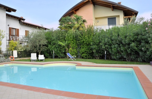 Elegant Holiday Home in Lazise with Swimming Pool near Lake