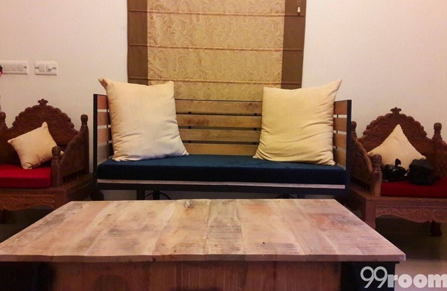 Elegant Spacious Room near WTP