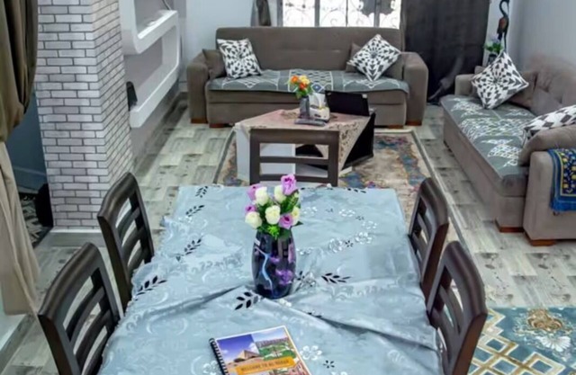 Elegant Stay in Al Rehab Cozy & Modern Apartment Second New Cairo