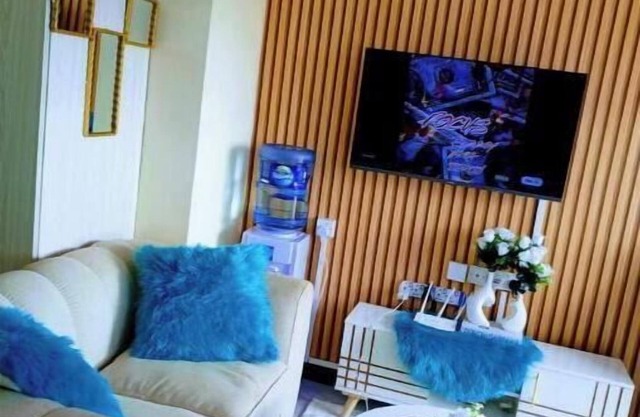 Elegant Studio
