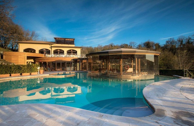 Elegant Tuscan Retreat