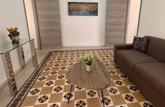 Elegante appartamento in centro, a due passi da Ortigia e dal teatro greco