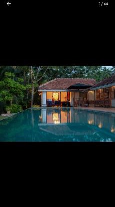Elephant Heritage Pinnawala by Moon Isle
