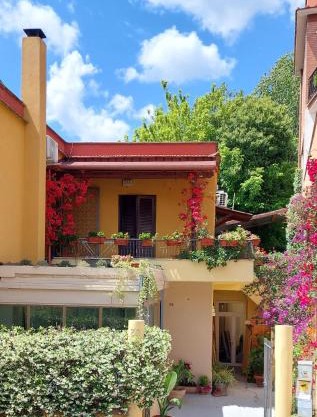 Elisa e Carla House Beautiful apartments on the Cassia