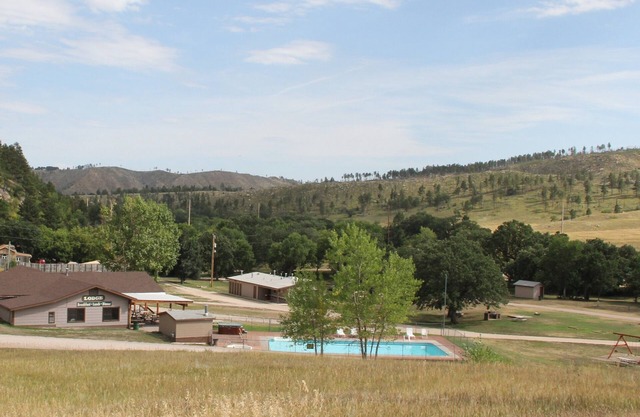 Elk Creek Resort