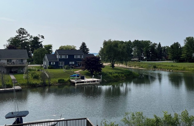 Elk Rapids Family Vacation Home