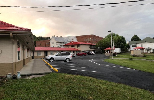 Ellijay Inn - Downtown Ellijay
