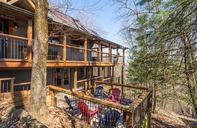 Ellijay Mountain View Retreat|Fireplace|Patio|Mountain Top|Hot Tub|Game room