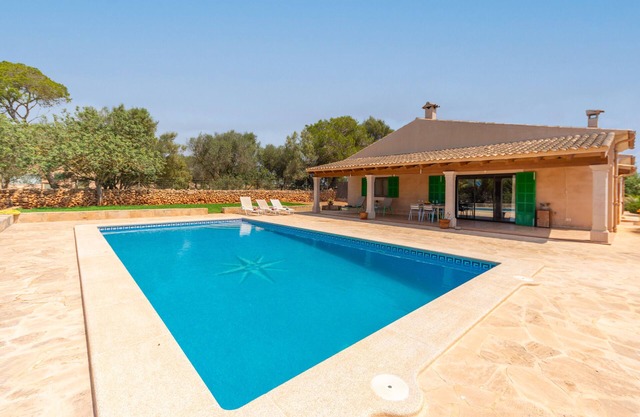ELS GARROVERS - Villa with private pool and free Wifi in Ses Salines