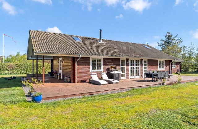 "Elsabet" - 600m to the fjord by Interhome
