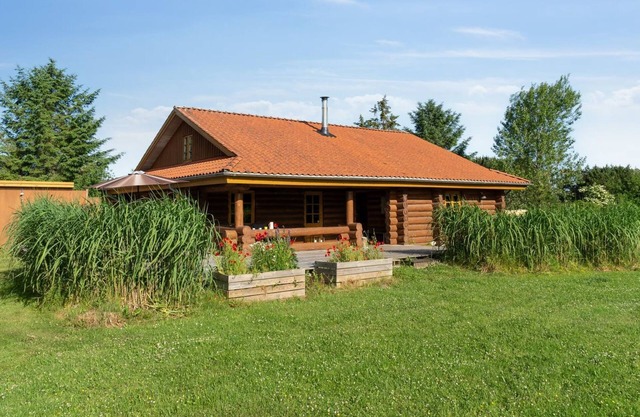 "Elsia" - 1.5km to the inlet by Interhome