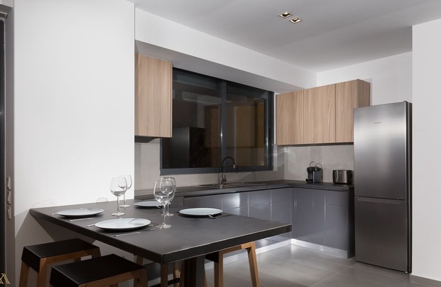 Elysium Boutique Apartment 002