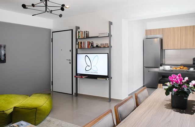 Elysium Boutique Apartment 301