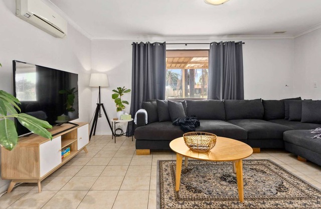 Embrace the Ultimate Retreat: Tranquil Oasis in Gosnells
